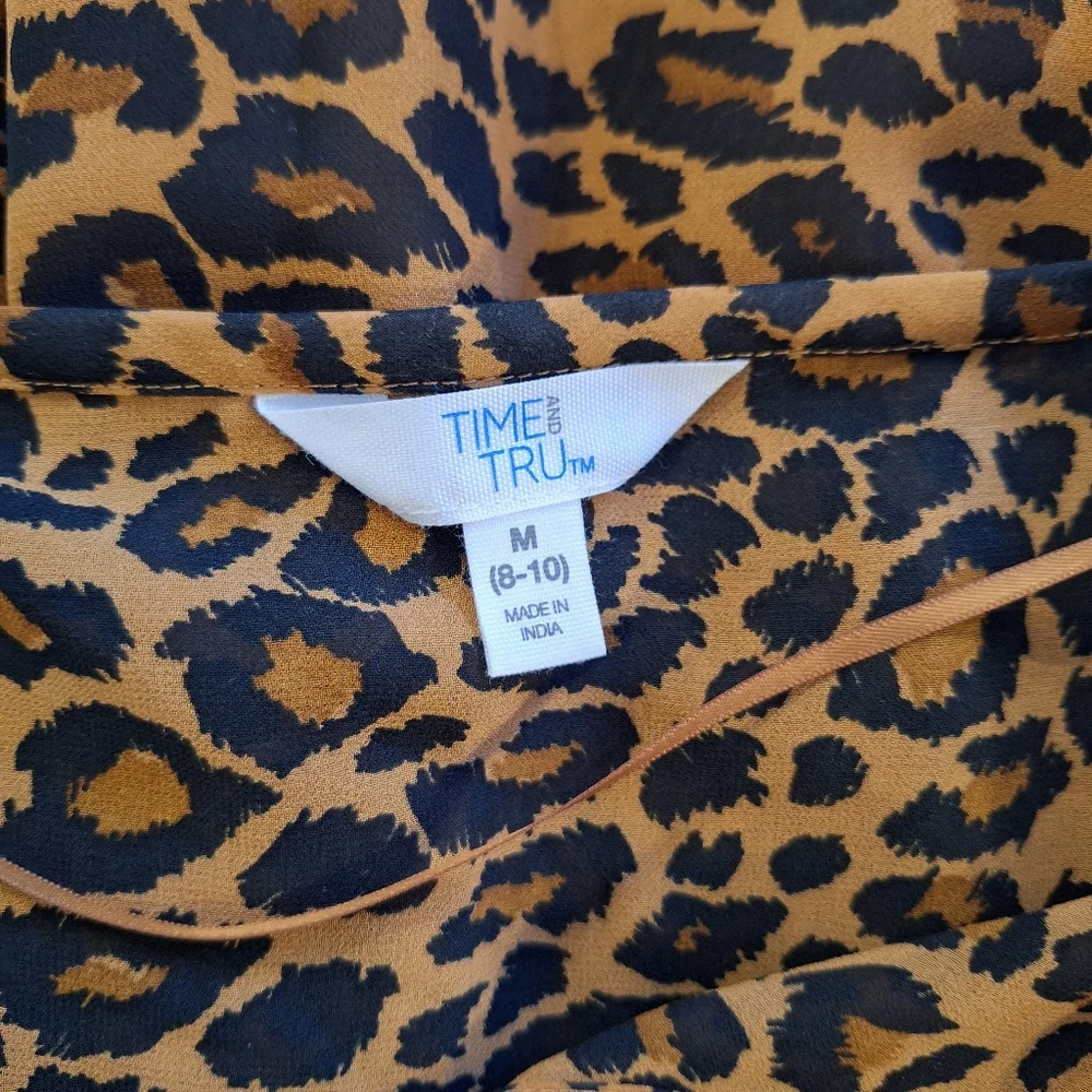 Time and Tru Leopard Print  Long Sleeve Dress Sz Medium 8-10 - Picture 6 of 9